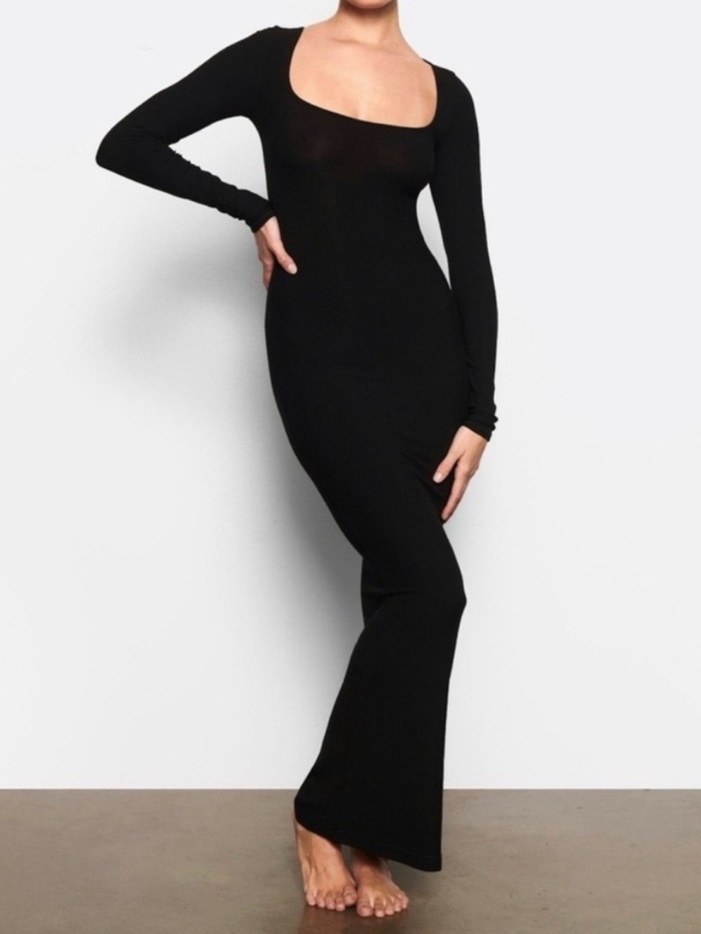 Skims Soft Lounge Ribbed
Long Sleeve Dress Onyx Black-Size small NWT